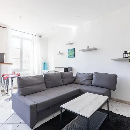 Ideally Placed To Visit + Bright Flat - Idéalement Placé Pour Visiter + Lumineux *