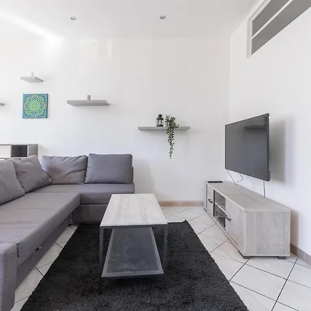 Lägenhet Ideally Placed To Visit + Bright Flat - Idealement Place Pour Visiter + Lumineux Toulon