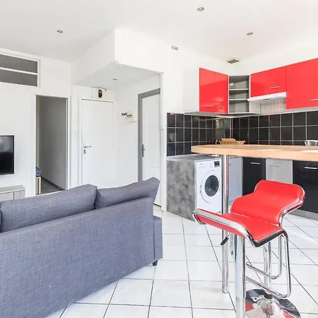 Lägenhet Ideally Placed To Visit + Bright Flat - Idealement Place Pour Visiter + Lumineux Toulon