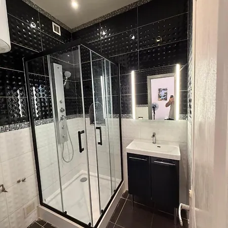 Ideally Placed To Visit + Bright Flat - Idealement Place Pour Visiter + Lumineux * Toulon