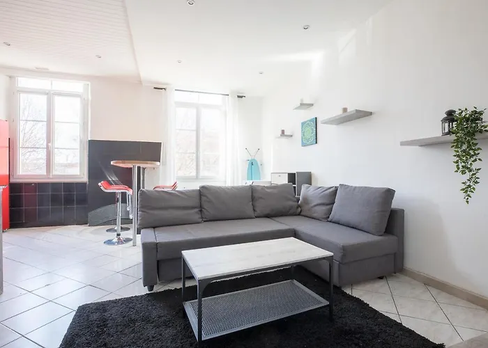 Ideally Placed To Visit + Bright Flat - Idealement Place Pour Visiter + Lumineux Apartment