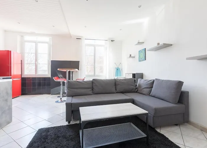 Ideally Placed To Visit + Bright Flat - Idealement Place Pour Visiter + Lumineux Apartment Toulon