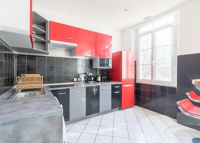 Ideally Placed To Visit + Bright Flat - Idealement Place Pour Visiter + Lumineux Apartment *